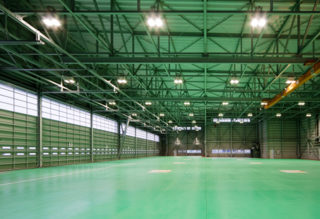 写真：整備作業場