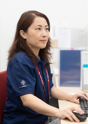 写真:各部署の様子