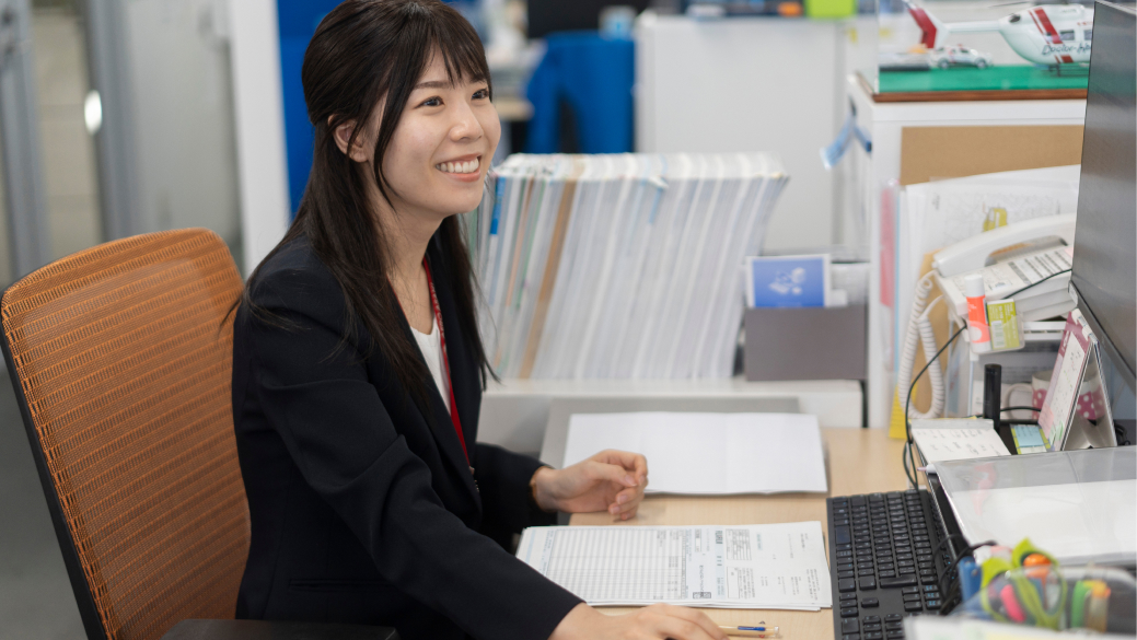 写真:総務部の様子