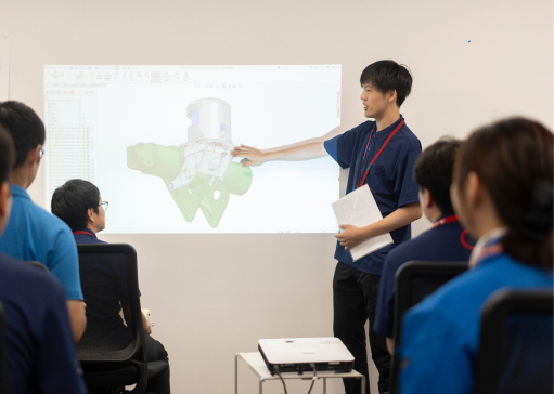 写真:品質保証部の様子