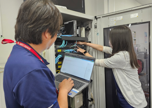 写真:システム管理室の様子